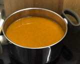 Foto del paso 1 de la receta: Sopa de marisco exprés con un toque moruno y picante 🌶