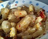 Foto langkah ke 3 dari resep Rujak Terasi Jeruk Bali.