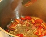 Hình bước làm 3 của món Mussels (trai đen) hấp kiểu Pháp