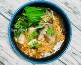 Hình bước làm 3 của món Mì Gói Nấu Nấm Rơm