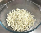 A picture of step 1 of Tandoori Mayo Paneer Grilled Sandwich.