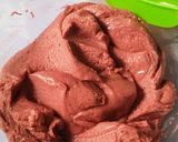 Foto langkah ke 2 dari resep Red Velvet Cookies.