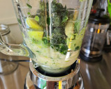 Foto del paso 3 de la receta: Smoothie de manzana, espinacas y aguacate