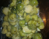 Foto del paso 3 de la receta: Col de bruselas al ajillo