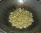 Foto langkah ke 4 dari resep Lumpia Kriuk Gurih Pedas.
