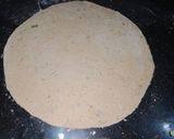 A picture of step 2 of Daal paratha.