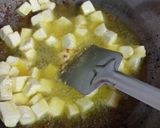 A picture of step 3 of Paneer, Spinach, and Peas Curry.