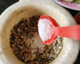 Hình bước làm 2 của món Củ quả hấp chấm muối mè, đậu, điều