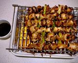 Foto langkah ke 4 dari resep Yakitori Chicken With Ginger, Garlic and Soy Sauce.
