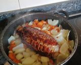 Foto del paso 5 de la receta Redondo de pavo relleno con salsa