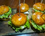 Foto langkah ke 6 dari resep Burger Rumahan (Homemade).