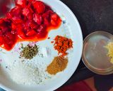 A picture of step 1 of Strawberry Chutney.