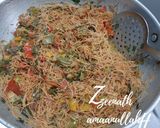 A picture of step 2 of Vermicelli Upma.