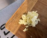 Une image de l'étape 6 de Fondue de poireaux à l'ail, oignon, crème et épices.