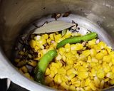 A picture of step 1 of Sweetcorn pulao.