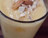 A picture of step 4 of Mango lassi.