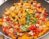 Tagliatelle recept rókagombás, aszalt paradicsomos raguval recept fázis 4 fotója