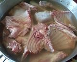 Foto del paso 1 de la receta: Cabrito al vino y ajo