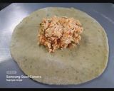A picture of step 4 of Palak tofu paratha.