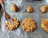 Foto langkah ke 4 dari resep Oat Chocochip Cookies.