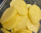 Foto del paso 2 de la receta: Patatas al ajillo estilo Jaén en estuche Lékué