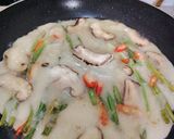 Gambar langkah 3 resipi Pajeon Cendawan.