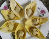 Hình bước làm 2 của món Canh hoành thánh mướp xanh