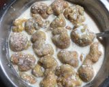 A picture of step 8 of Dahi Phulki.