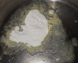 லின்குயின் வால்நட் சாஸ் ரோஸ்  பாஸ்தா ரெசிபி ஸ்டேப் 4 புகைப்படம்