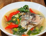 Foto langkah ke 5 dari resep Sop Ikan Gurame.