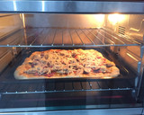 Foto langkah ke 7 dari resep Pizza tipis ala dominos.