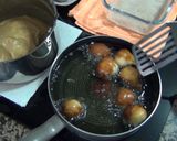 Foto del paso 7 de la receta: Buñuelos rellenos de crema pastelera