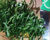 Foto langkah ke 1 dari resep Tumis daun mengkudu.