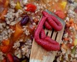 A picture of step 4 of My Chilli Beef Cheese Topped Meatloaf. 😎.