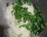 Foto langkah ke 9 dari resep Lumpia Goreng Isi Bihun.