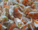 Foto langkah ke 7 dari resep Cah Tauge Tahu.