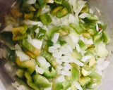 Foto del paso 2 de la receta: Budín de calabaza 🎃 y zapallitos 🫑🧅🧄🥒🍅🎃❤️🤩