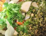 صورة لخطوة 3 من وصفة فولوتي البازلاء و الخضار "Velouté de pois cassés aux légumes"