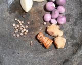 Foto langkah ke 1 dari resep Sop ikan patin.