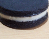 Foto del paso 5 de la receta: Alfajor tipo oreo bañados