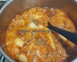 Foto langkah ke 3 dari resep Kimchi Jjigae (김치찌개).