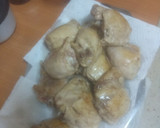 Foto del paso 2 de la receta: Contramuslos de pollo en salsa con papas asadas