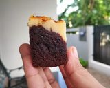 Foto langkah ke 7 dari resep Cream Cheese Chocolate Brownies.