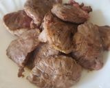 Foto del paso 1 de la receta Carrilleras de cerdo al vino