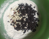 Foto del paso 1 de la receta: Nestlé Toll House Cookies (Galletas con chips de chocolate)