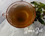 A picture of step 4 of Fresh Tulsi Leaves Tea.