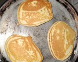 A picture of step 5 of Eggless and Dairy-Free Fluffy Pancakes.