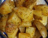 Foto langkah ke 3 dari resep Potato wedges.