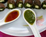 A picture of step 8 of Hare bhare paneer kababs/rolls.