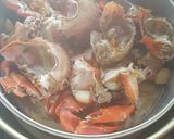 Foto langkah ke 2 dari resep Kepiting Lada Hitam.